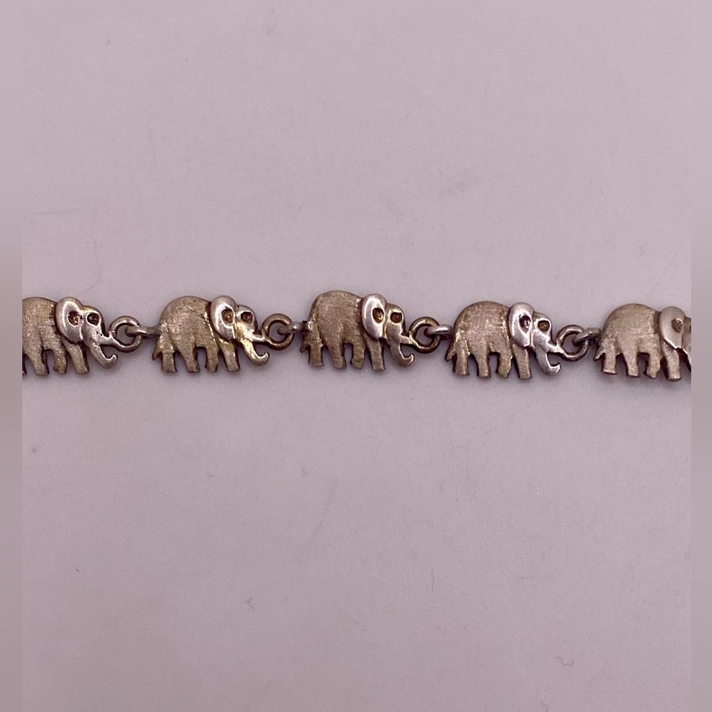 Vintage Sterling silver elephant bracelet